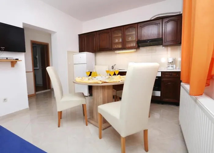 One-bedroom With Terrace A2 * Trogir