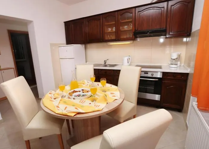 One-bedroom With Terrace A2