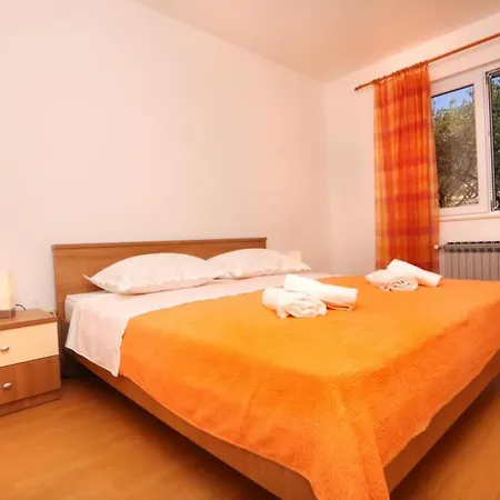 Appartamento One-bedroom With Terrace A2 *