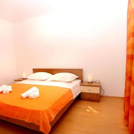 One-bedroom With Terrace A2 * Traù