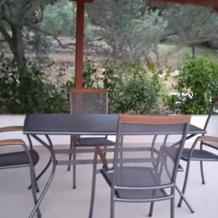 Appartamento One-bedroom With Terrace A2 *