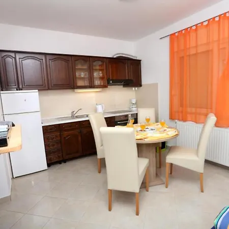 One-bedroom With Terrace A2 *